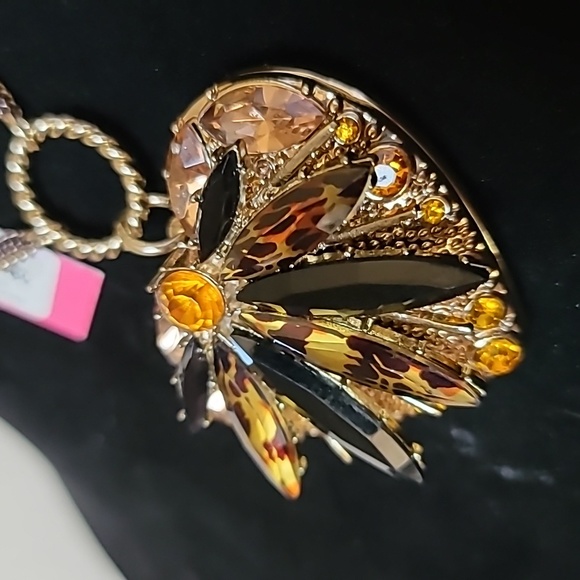 New Vintage! BETSEY JOHNSON Hollywood Glam Leopard Firefly Pill Locket Necklace. - Picture 6 of 11